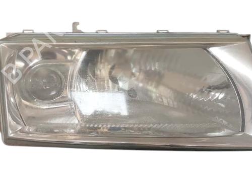 Used Right headlight SKODA OCTAVIA I (1U2) 1.9 TDI (110 hp) 21283812