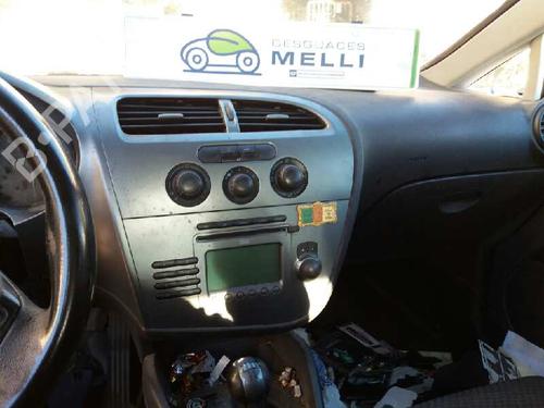Steering column stalk SEAT LEON (1P1) 1.9 TDI | BP2860053I23 