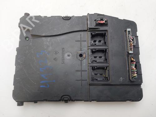 Used Fuse box Fuse box RENAULT SCÉNIC II (JM0/1_) 1.9 dCi (JM0G, JM12, JM1G, JM2C) (120 hp) 33928922 33928922