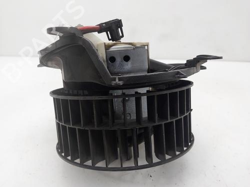 Used Heater blower motor Heater blower motor MERCEDES-BENZ S-CLASS (W220, V220) S 320 CDI (220.026, 220.126) (197 hp) 35769461 35769461