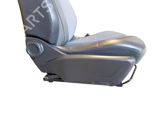 Right front seat PEUGEOT 208 II (UB_, UP_, UW_, UJ_)  | BP28568490C16 