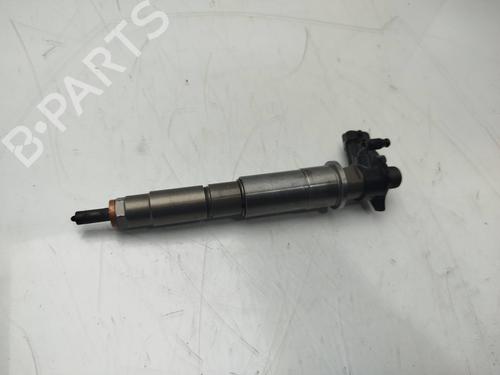 Injecteur RENAULT KOLEOS I (HY_) 2.0 dCi (HY0K) (150 hp) 32104402