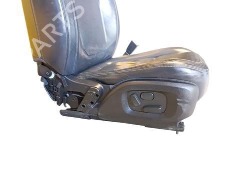 Right front seat JAGUAR XF I (X250) 2.7 D | BP31611126C16 