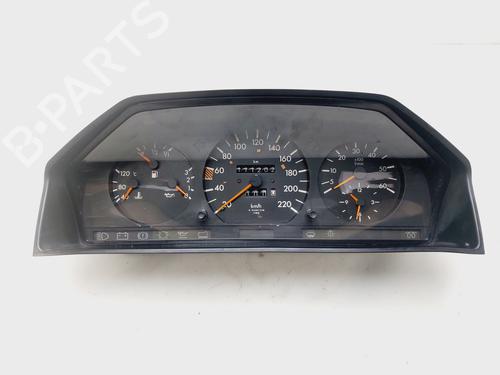 Kombiinstrument MERCEDES-BENZ 124 Saloon (W124) 300 D (124.130) (109 hp) 31140198