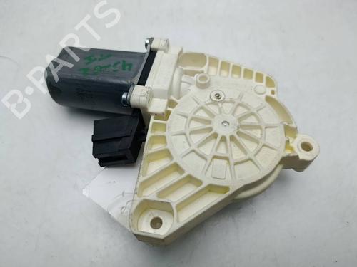 Used Left rear window motor Left rear window motor MERCEDES-BENZ B-CLASS Sports Tourer (W245) [2005-2011] 40294490 40294490