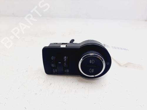 Used Headlight switch CHEVROLET CRUZE (J300) 2.0 CDI (163 hp) 22614448