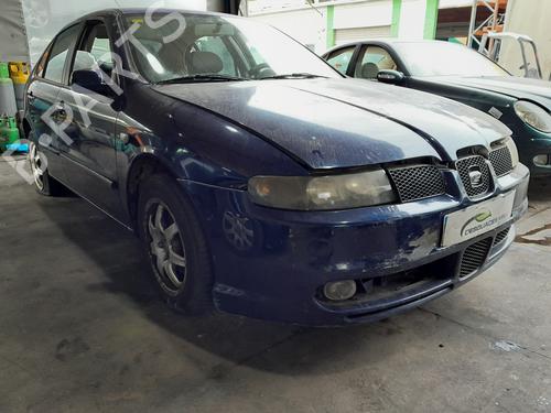 Left front fog light SEAT LEON (1M1) 1.9 TDI | BP16526438C30 