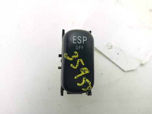 Used Switch MERCEDES-BENZ C-CLASS (W202) C 180 (202.018) (122 hp) 29282585