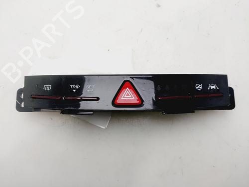 Advarselskontakt SSANGYONG XLV SUV [2016-2026]  31373653