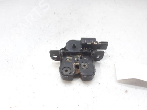 Used Tailgate lock RENAULT CLIO IV (BH_) 1.2 TCe 120 (BHAU) (118 hp) 9836190