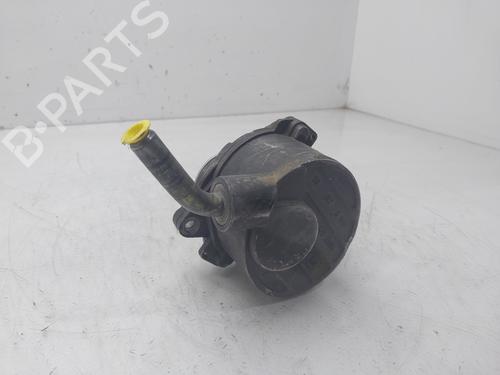 Used Vacuum pump MERCEDES-BENZ M-CLASS (W163) ML 270 CDI (163.113) (163 hp) 33049130