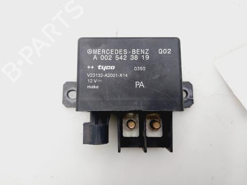 Elektronisk modul MERCEDES-BENZ E-CLASS (W211) E 240 (211.061) (177 hp) 28470753