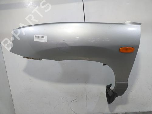 Used Left front fenders HYUNDAI SANTA FÉ I (SM) 2.0 CRDi 4x4 (113 hp) 18032493