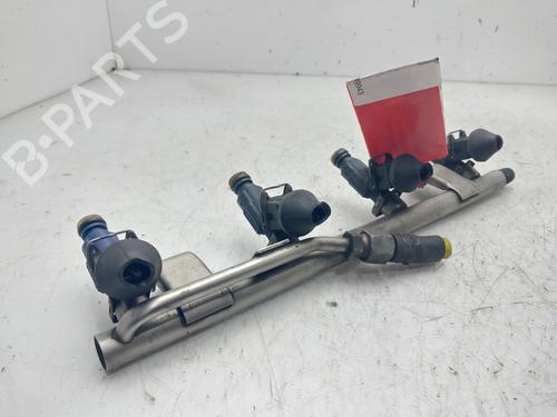 Used Injection rail AUDI A4 B6 (8E2) 1.8 T (150 hp) 30467347