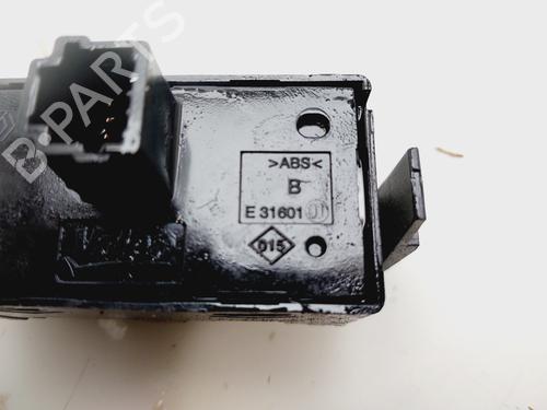 Warning switch RENAULT MEGANE III Hatchback (BZ0/1_, B3_) 1.2 TCe (BZ2B, BZ11) | BP29518549I22 
