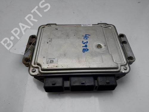 Used Engine control unit (ECU) RENAULT LAGUNA II (BG0/1_) [2001-2007]  31131729
