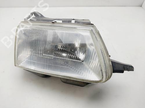 Used Right headlight Right headlight CITROËN SAXO (S0, S1) 1.5 D (57 hp) 31755679 31755679
