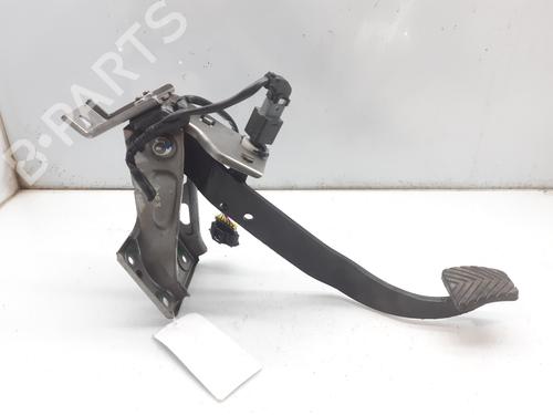 Used Break pedal HYUNDAI ix20 (JC) 1.6 CRDI (116 hp) 11736375