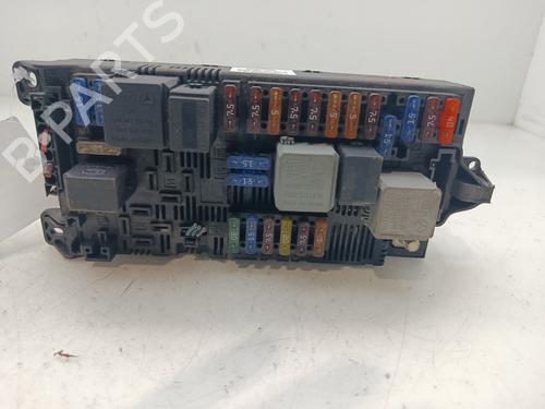 Used Fuse box MERCEDES-BENZ E-CLASS (W211) E 320 CDI (211.026) (204 hp) 31877300