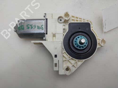 Used Right front window motor Right front window motor AUDI A1 (8X1, 8XK) 1.6 TDI (105 hp) 34252452 34252452