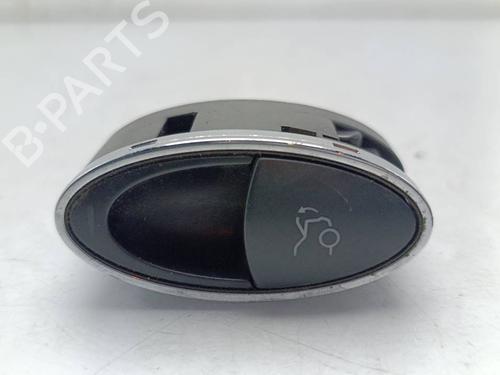 Used Switch Switch MERCEDES-BENZ E-CLASS (W211) E 270 CDI (211.016) (177 hp) 39652968 39652968