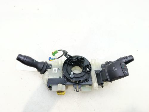 steering-wheel-controls-renault-megane-iii-hatchback-bz01_-b3_-2008-36857158 main image