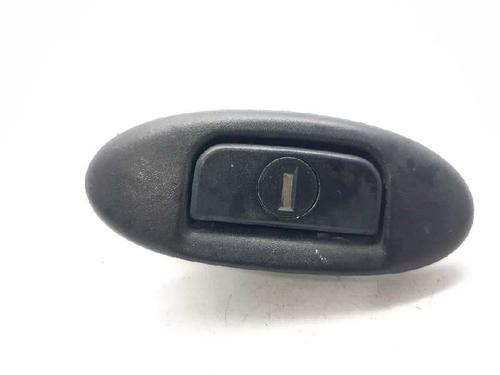 Used Tailgate handle RENAULT MEGANE I Classic (LA0/1_) 1.9 dCi (LA05, LA1F) (102 hp) 6884490