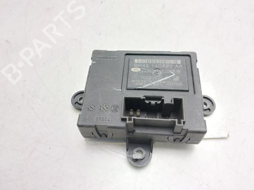 Used Electronic module Electronic module LAND ROVER RANGE ROVER SPORT I (L320) 3.0 D 4x4 (245 hp) 35943730 35943730