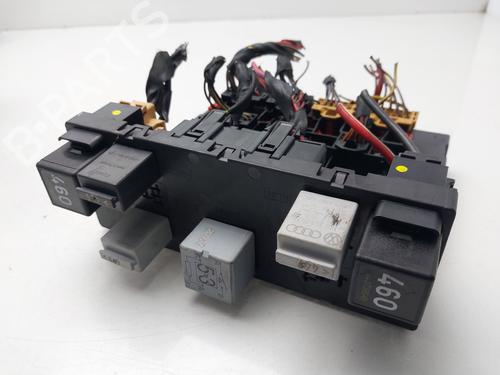 Fuse box VW PASSAT B6 (3C2) | BP32371754E1