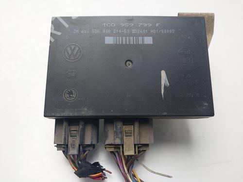 Comfort control module SEAT LEON (1M1) | BP32782782M56 - Image 1