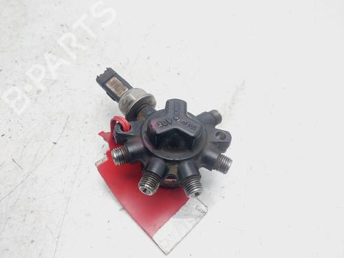 Used Injection rail FORD FOCUS II (DA_, HCP, DP) 1.8 TDCi (115 hp) 20333385