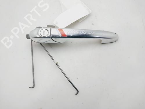 front-right-exterior-door-handle-alfa-romeo-gt-937_-2003-2004-2005-2006-2007-2008-2009-2010-32078928 main image