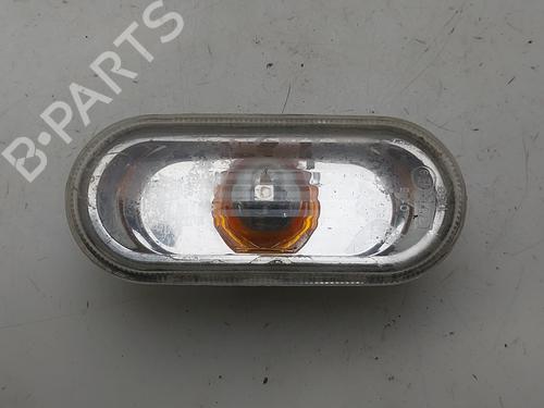 Used Left side indicator Left side indicator 37638913 37638913