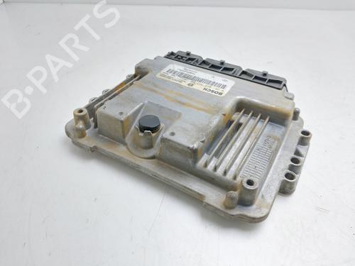Steuergerät Motor für Steuergerät Motor NISSAN PRIMASTAR Van (X83) 2.0 dCi 90 (90 hp) 35722846 35722846