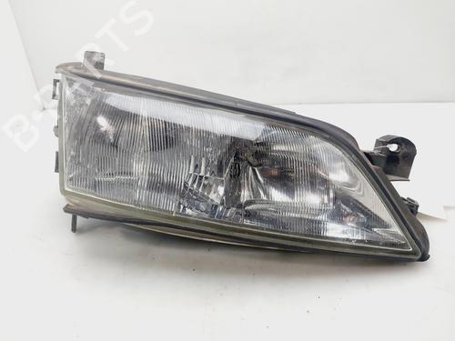Phare droit OPEL VECTRA B (J96) 1.6 i 16V (F19) (100 hp) 31798894