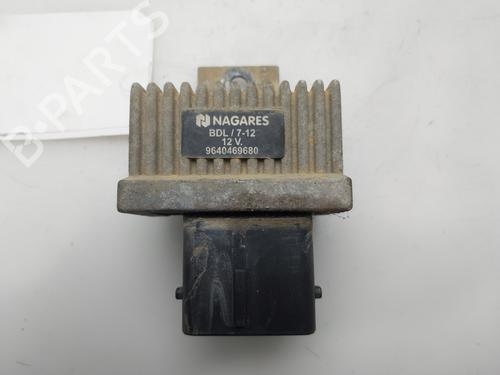 Used Electronic module RENAULT MEGANE II Estate (KM0/1_) 1.5 dCi (KM02, KM13) (101 hp) 32871246