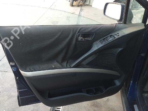 Front right lock TOYOTA COROLLA Verso (ZER_, ZZE12_, R1_) 2.2 D-4D (AUR10_, AUR10R) | BP5806957C97 