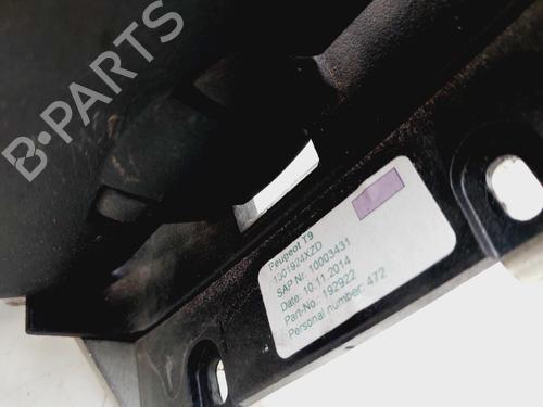 Armrest / Center console PEUGEOT 308 SW II (LC_, LJ_, LR_, LX_, L4_)  | BP28099639I20 