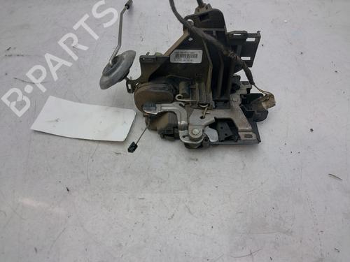Used Front right lock VW CADDY III Box Body/MPV (2KA, 2KH, 2CA, 2CH) 2.0 SDI (70 hp) 12417973
