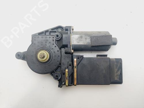 Rudehejsemotor forskærm venstre SKODA OCTAVIA I Combi (1U5) 1.9 TDI (90 hp) 30318943