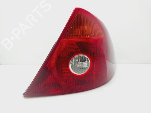 Used Right taillight FORD MONDEO III (B5Y) 1.8 16V (125 hp) 29705804