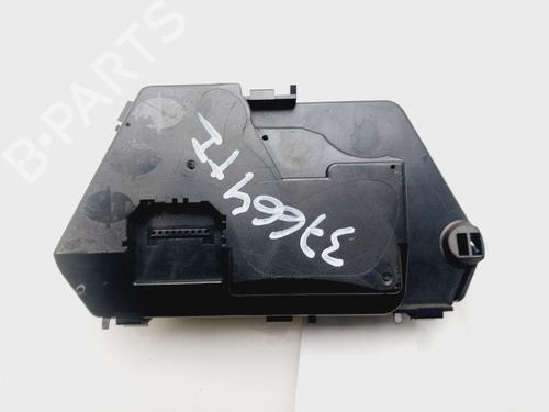 Used Switch Switch MERCEDES-BENZ S-CLASS (W220, V220) S 320 CDI (220.025, 220.125) (204 hp) 32018077 32018077