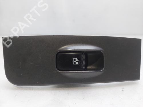 Used Left rear window switch HYUNDAI MATRIX (FC) 1.5 CRDi (102 hp) 15774125