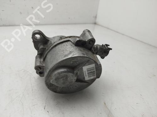 Bomba de vacío NISSAN QASHQAI I (J10, NJ10) 2.0 dCi (150 hp) 32360634