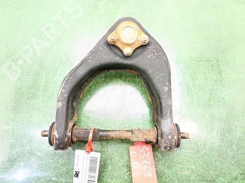Used Right front suspension arm HYUNDAI TERRACAN (HP) 2.9 CRDi 4WD (150 hp) 28509362