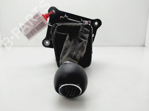 Used Gear lever Gear lever OPEL ZAFIRA / ZAFIRA FAMILY B (A05) [2005-2019] 32495054 32495054