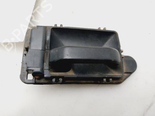 Venstre fortil invendig håndtag PEUGEOT 106 II (1A_, 1C_) 1.5 D (57 hp) 26950077