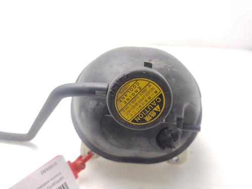 Used Expansion tank TOYOTA AVENSIS Saloon (_T25_) 2.0 D-4D (CDT250_, CDT250R) (116 hp) 28133706