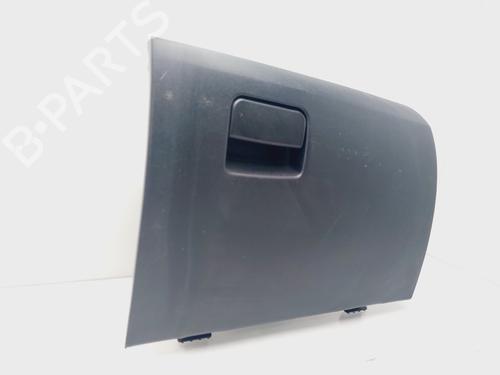 Handskerum MITSUBISHI LANCER VIII Sportback (CX_A) 2.0 DI-D (CX8A) | BP32123746C95