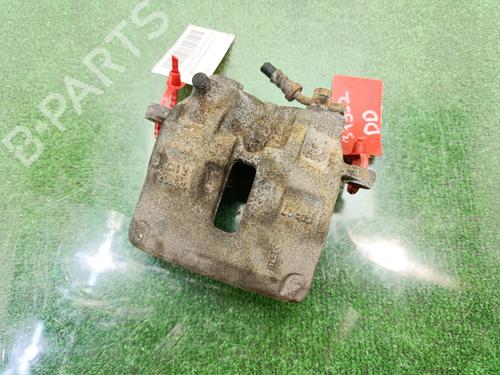 Używane Zacisk hamulca przedniego prawego LAND ROVER RANGE ROVER II (P38A) 2.5 D 4x4 (136 hp) 30053789